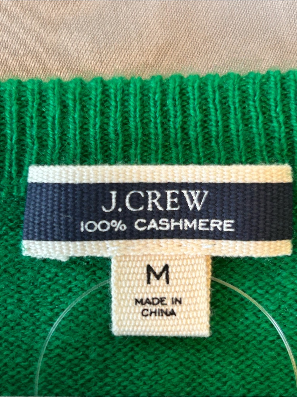 NWT J. Crew Kelly Green V-Neck 100% Cashmere Sweater Size Medium - Picture 6 of 12